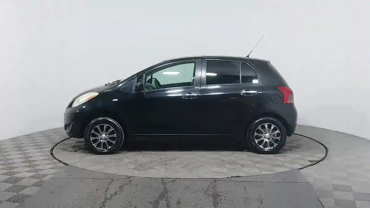 Toyota Yaris 2010 года за 3 500 000 тг. в Астана