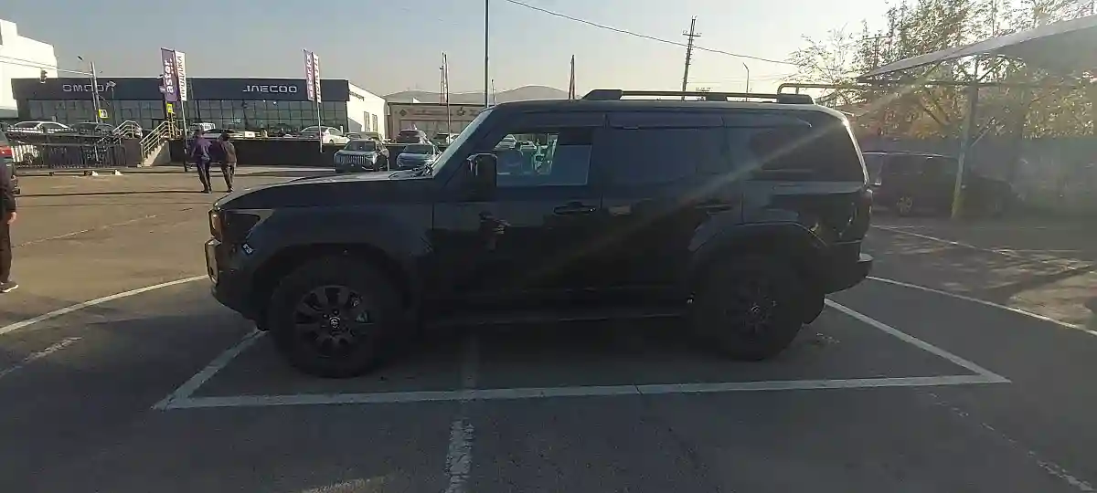 Toyota Land Cruiser Prado 2024 года за 43 000 000 тг. в Алматы