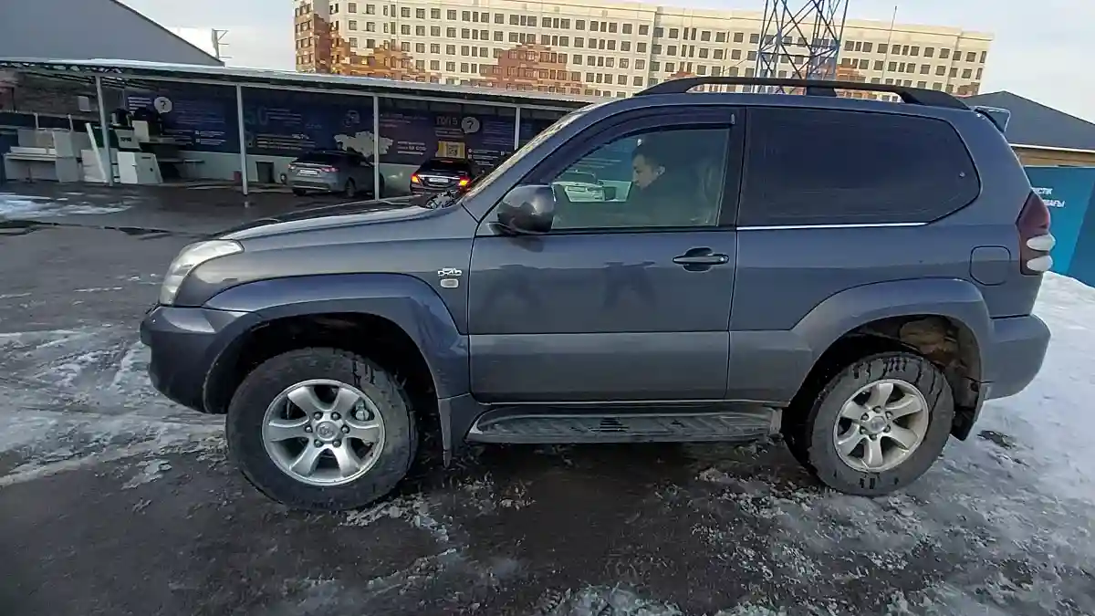 Toyota Land Cruiser Prado 2003 года за 8 500 000 тг. в Шымкент