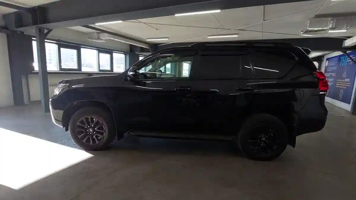 Toyota Land Cruiser Prado 2015 года за 17 000 000 тг. в Астана