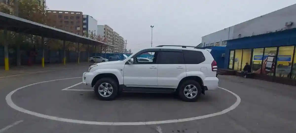 Toyota Land Cruiser Prado 2006 года за 7 000 000 тг. в Алматы