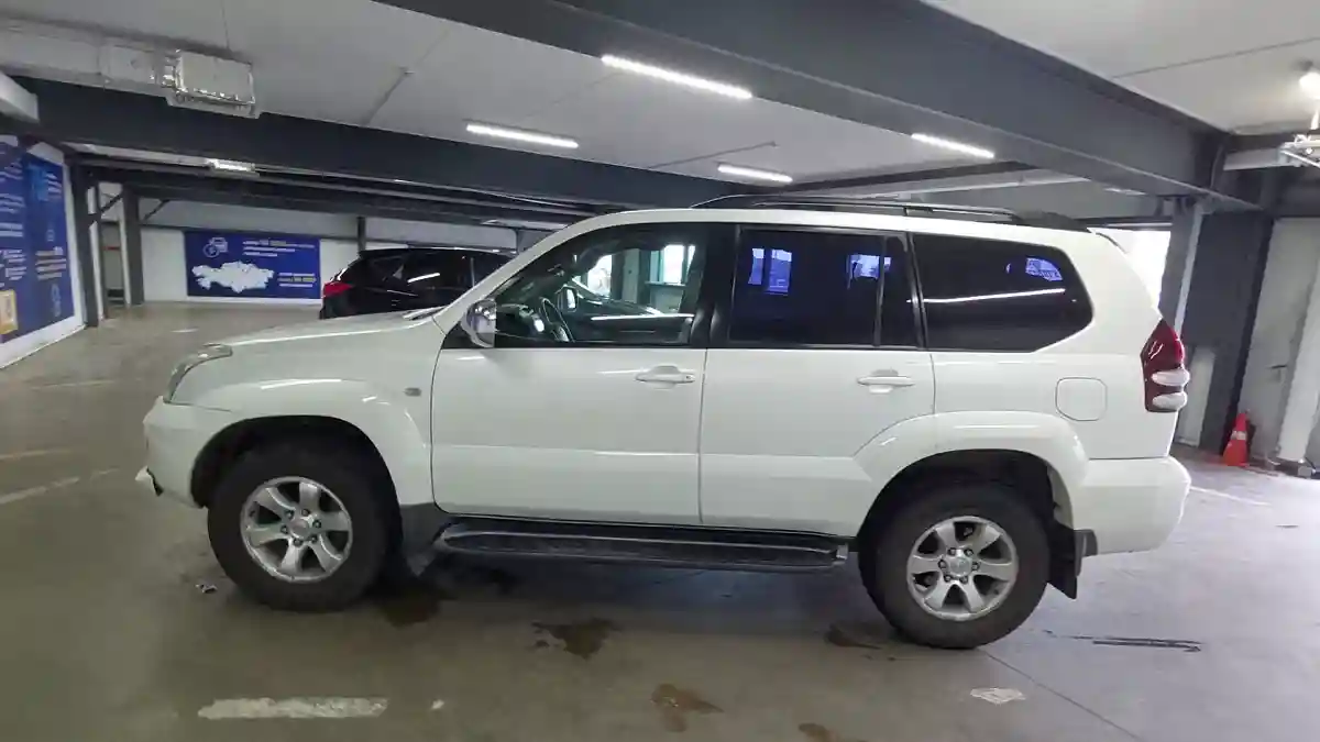 Toyota Land Cruiser Prado 2007 года за 12 000 000 тг. в Астана