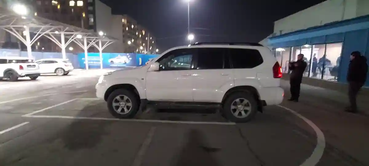 Toyota Land Cruiser Prado 2007 года за 9 000 000 тг. в Алматы