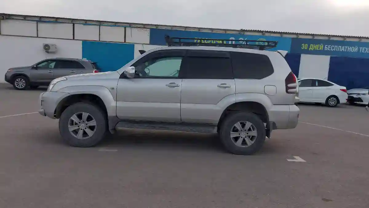 Toyota Land Cruiser Prado 2006 года за 9 500 000 тг. в Актау
