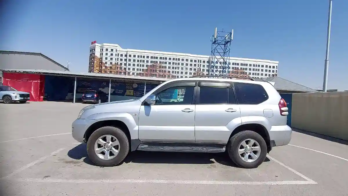Toyota Land Cruiser Prado 2006 года за 8 500 000 тг. в Шымкент