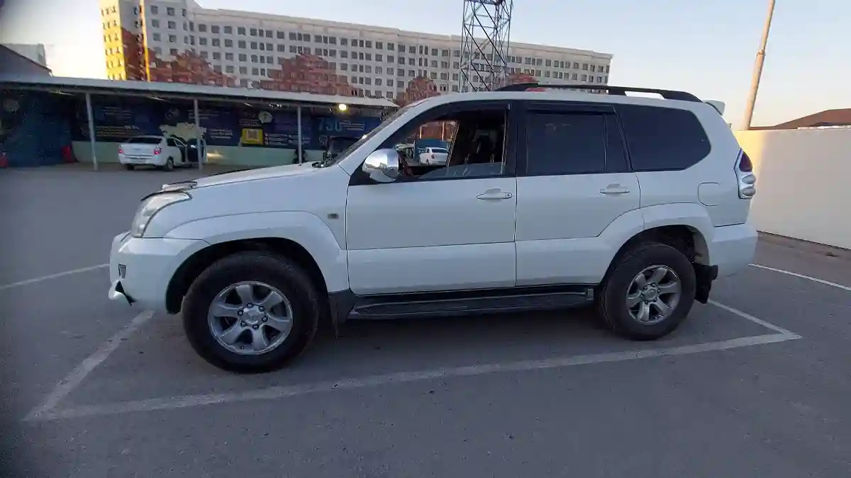 Toyota Land Cruiser Prado 2006 года за 10 000 000 тг. в Шымкент