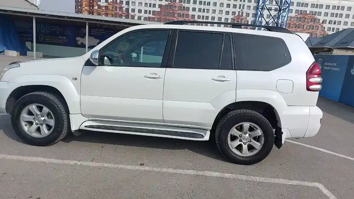 Toyota Land Cruiser Prado 2007 года за 7 000 000 тг. в Шымкент