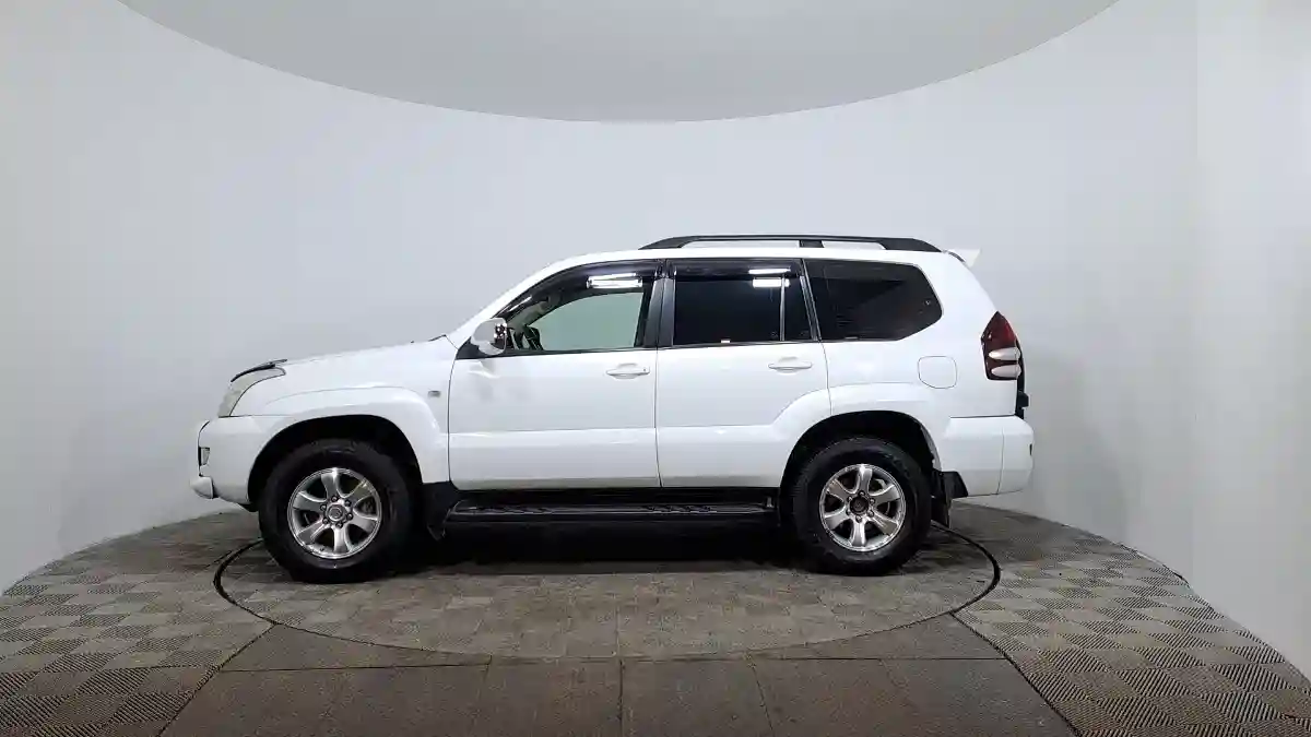 Toyota Land Cruiser Prado 2007 года за 10 490 000 тг. в Астана