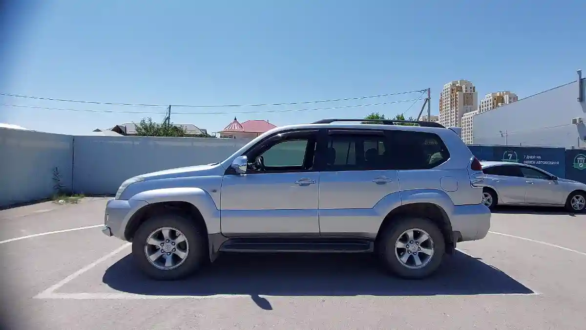 Toyota Land Cruiser Prado 2006 года за 11 000 000 тг. в Шымкент