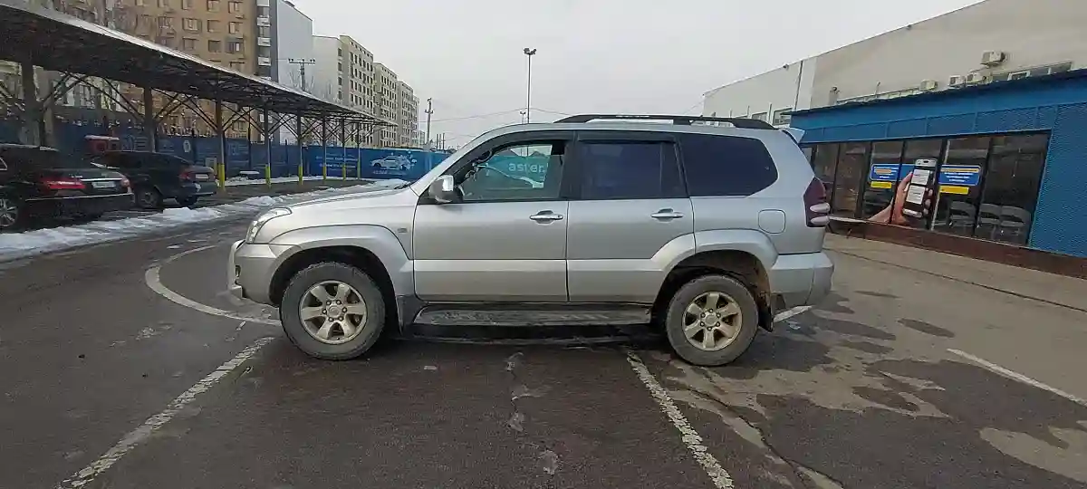 Toyota Land Cruiser Prado 2004 года за 7 200 000 тг. в Алматы