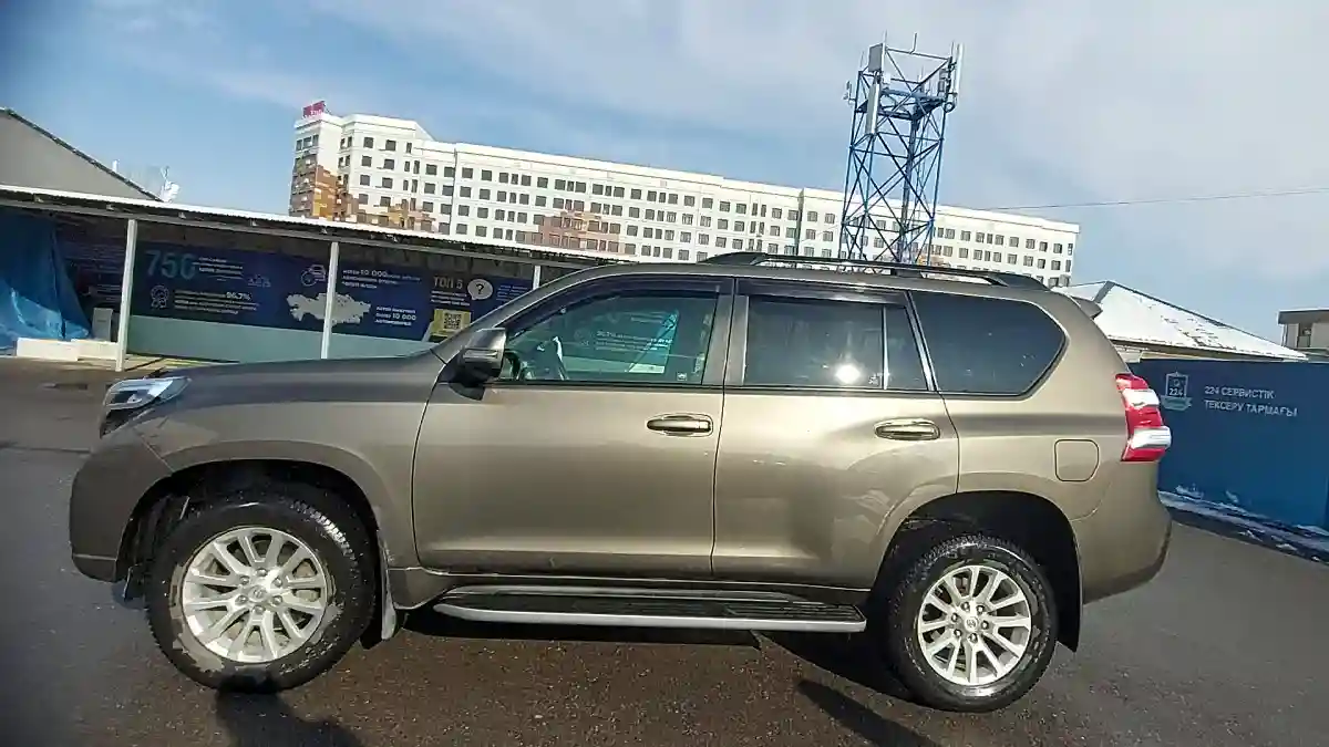 Toyota Land Cruiser Prado 2015 года за 22 500 000 тг. в Шымкент