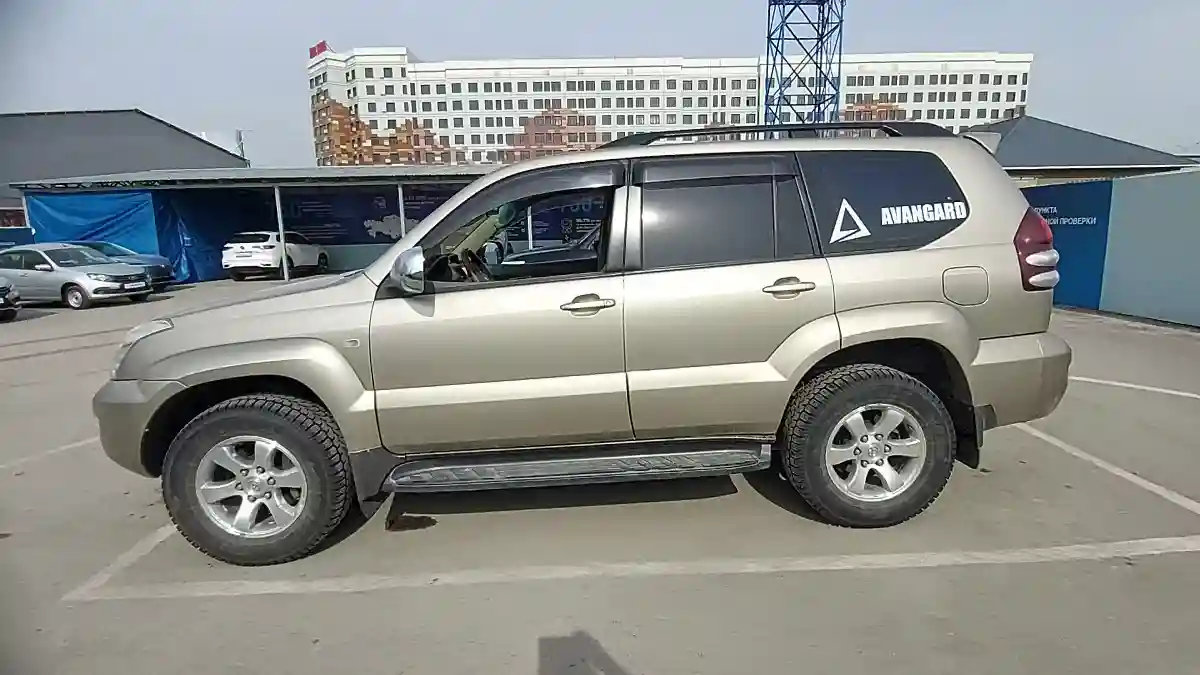 Toyota Land Cruiser Prado 2005 года за 12 000 000 тг. в Шымкент