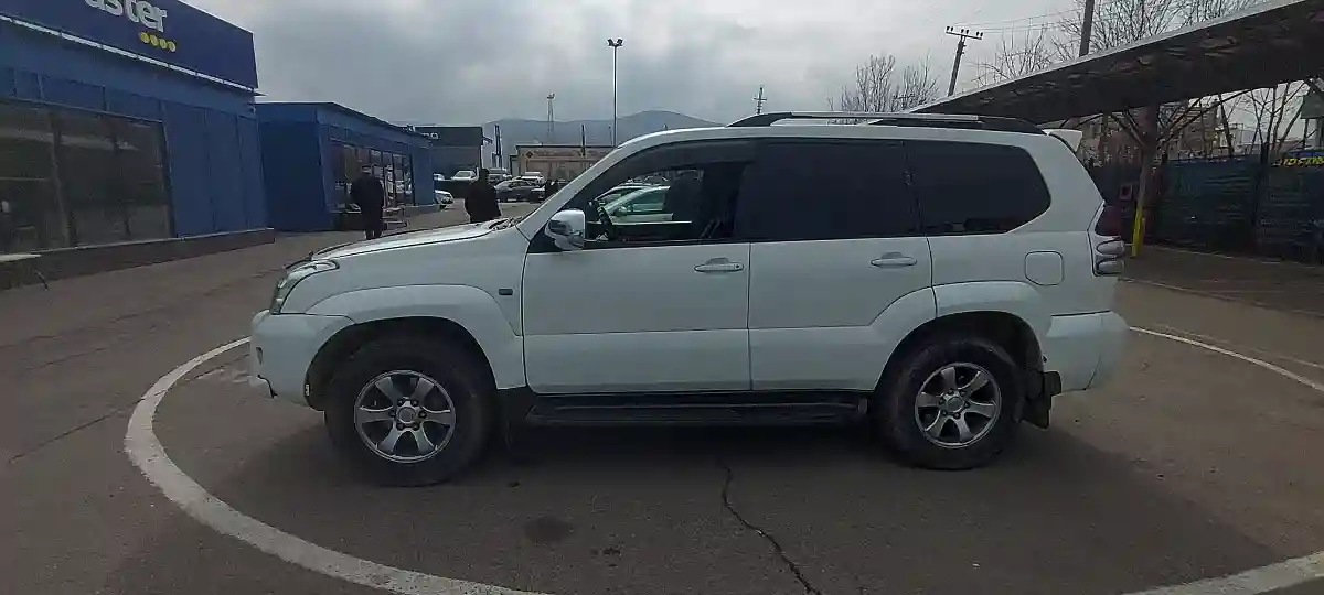 Toyota Land Cruiser Prado 2003 года за 9 000 000 тг. в Алматы