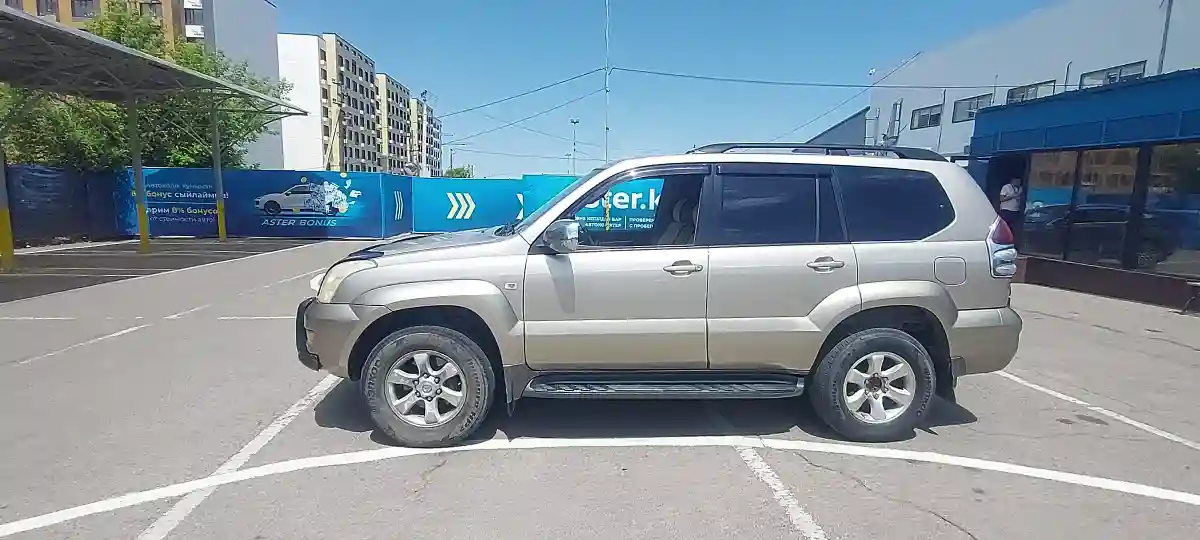 Toyota Land Cruiser Prado 2004 года за 10 500 000 тг. в Алматы