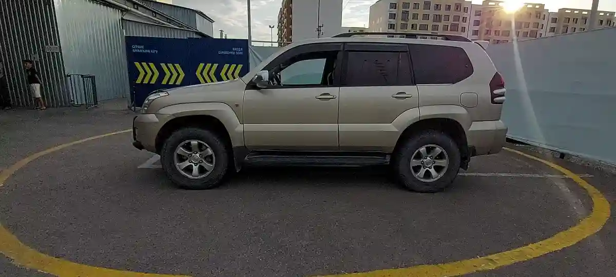 Toyota Land Cruiser Prado 2006 года за 10 000 000 тг. в Алматы