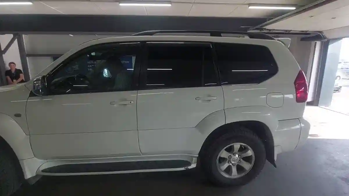 Toyota Land Cruiser Prado 2004 года за 11 000 000 тг. в Астана
