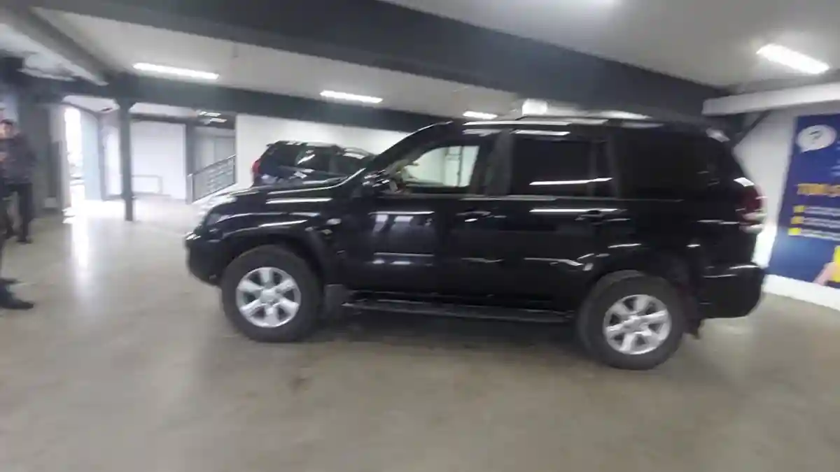 Toyota Land Cruiser Prado 2006 года за 11 700 000 тг. в Астана
