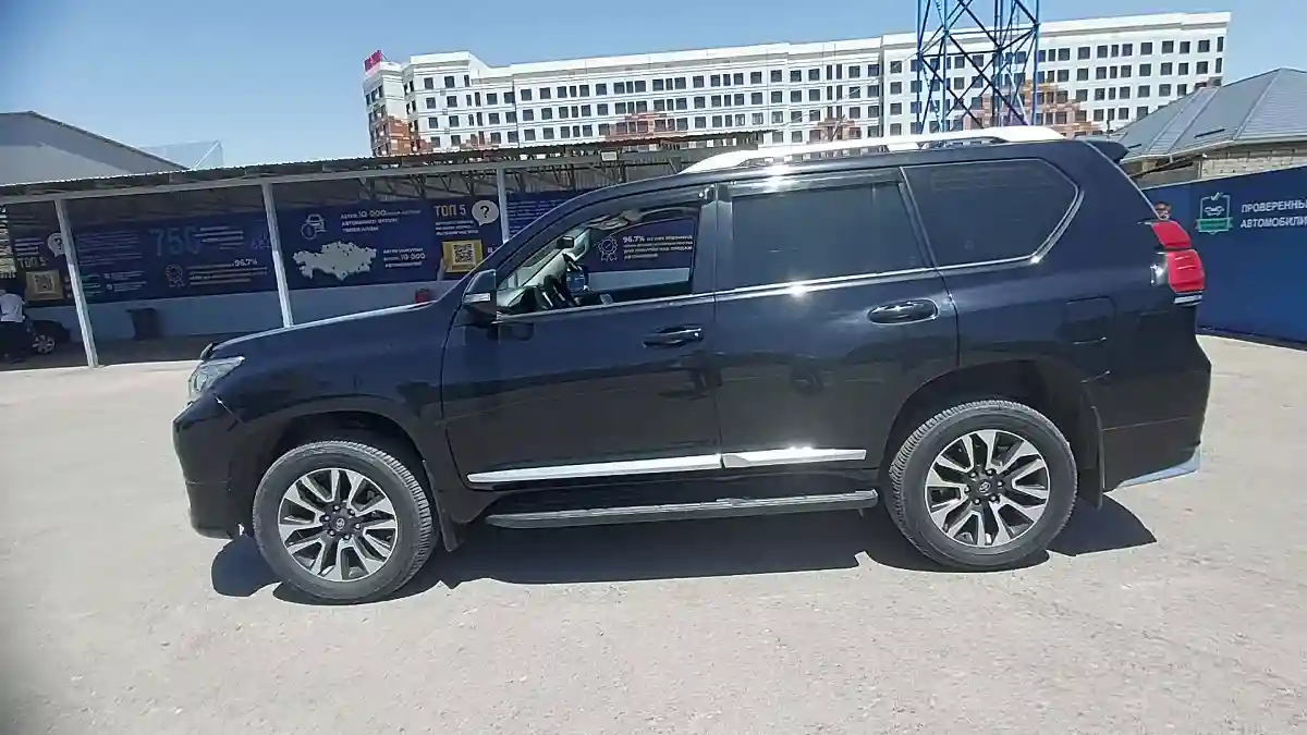 Toyota Land Cruiser Prado 2021 года за 34 000 000 тг. в Шымкент