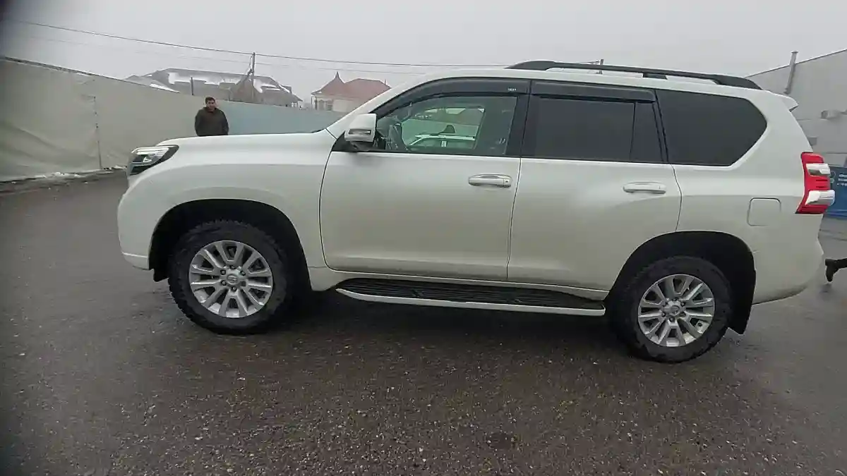 Toyota Land Cruiser Prado 2014 года за 22 000 000 тг. в Шымкент