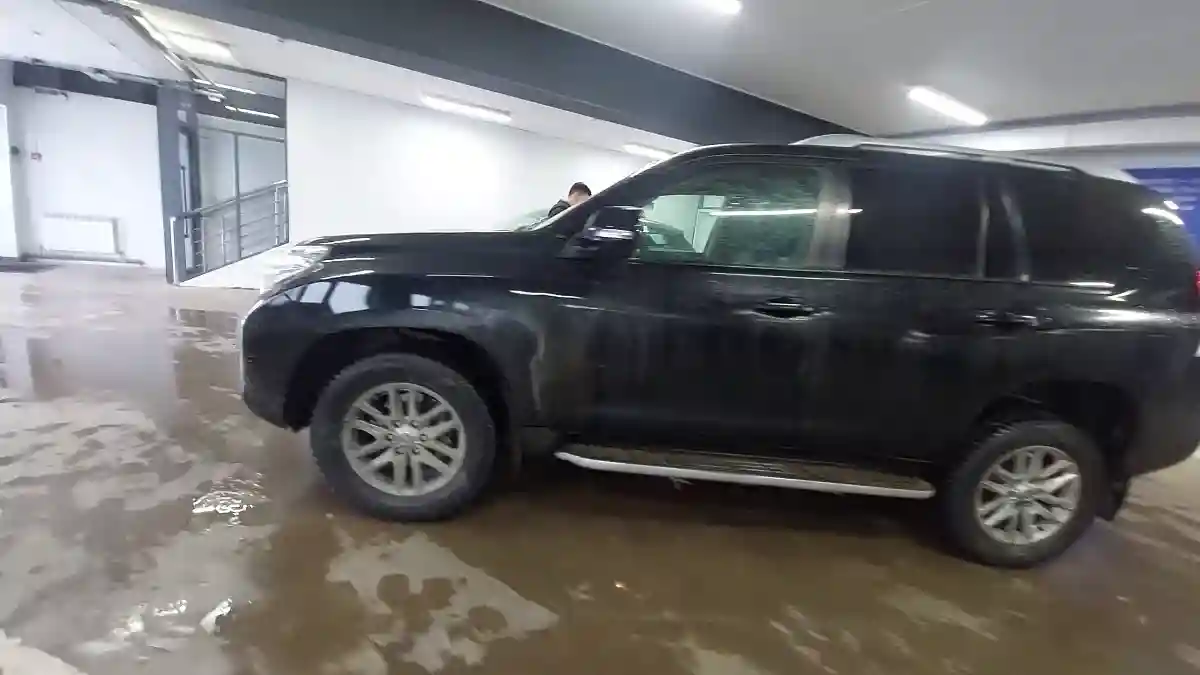 Toyota Land Cruiser Prado 2011 года за 14 000 000 тг. в Алматы