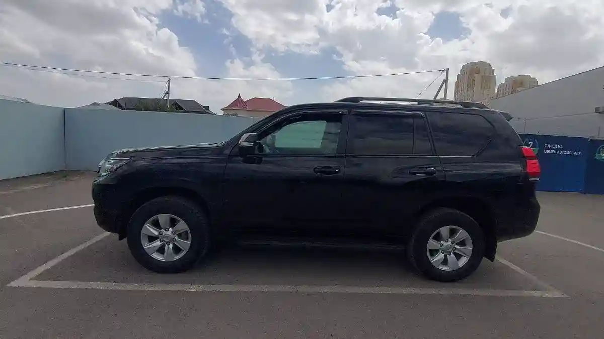 Toyota Land Cruiser Prado 2019 года за 24 000 000 тг. в Шымкент