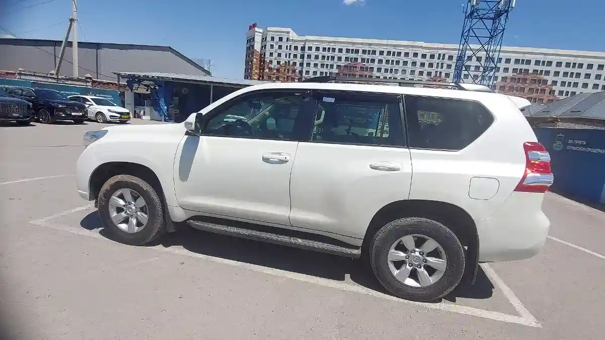Toyota Land Cruiser Prado 2014 года за 16 500 000 тг. в Шымкент