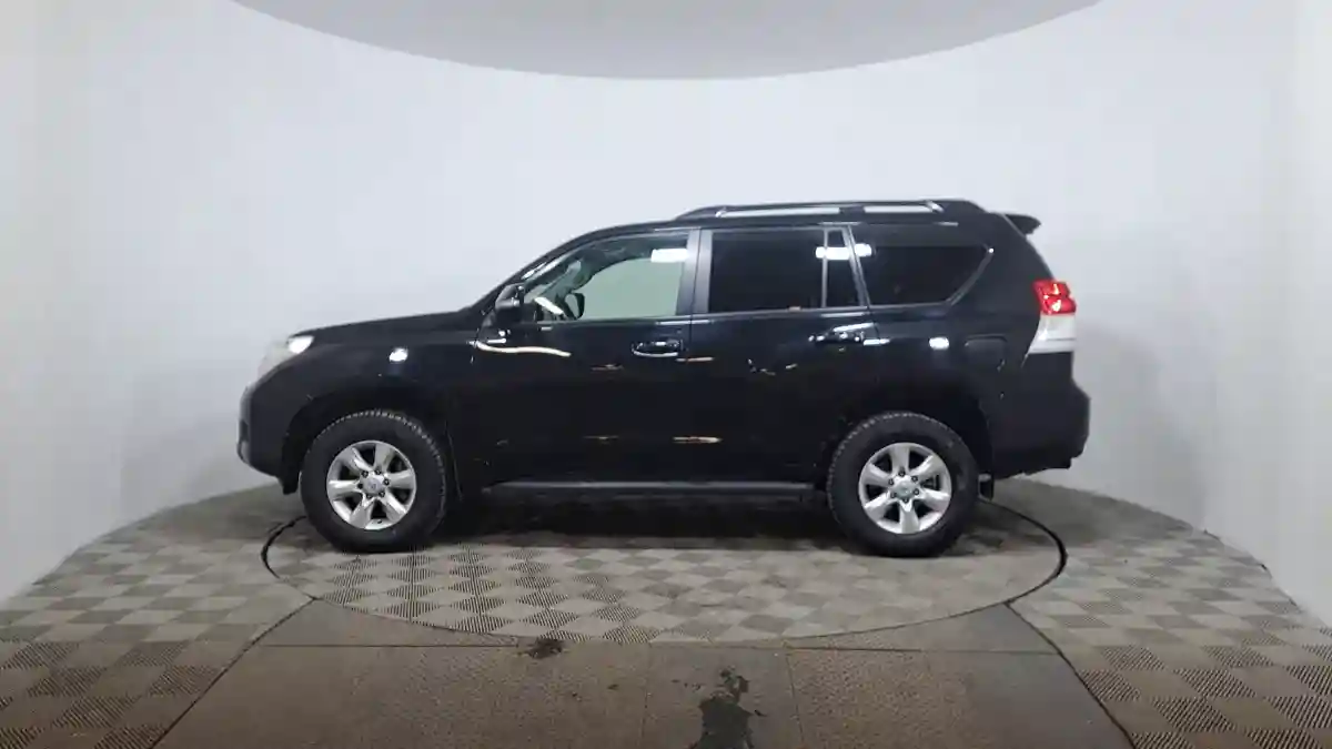 Toyota Land Cruiser Prado 2010 года за 14 950 000 тг. в Астана