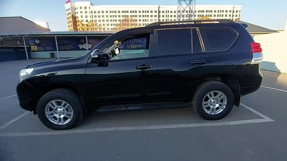 Toyota Land Cruiser Prado 2012 года за 15 000 000 тг. в Шымкент