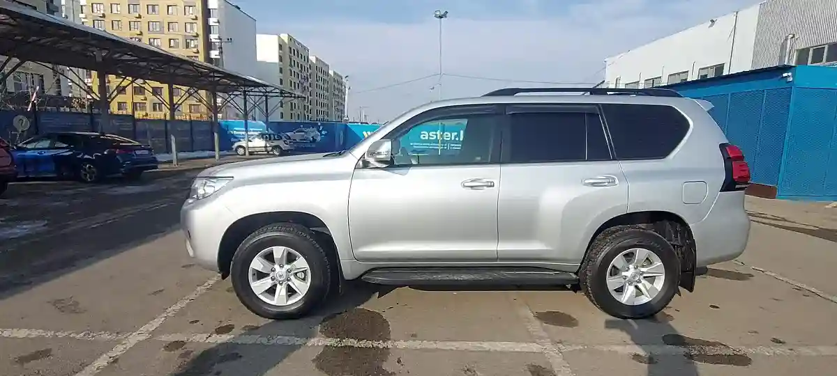 Toyota Land Cruiser Prado 2020 года за 23 000 000 тг. в Алматы