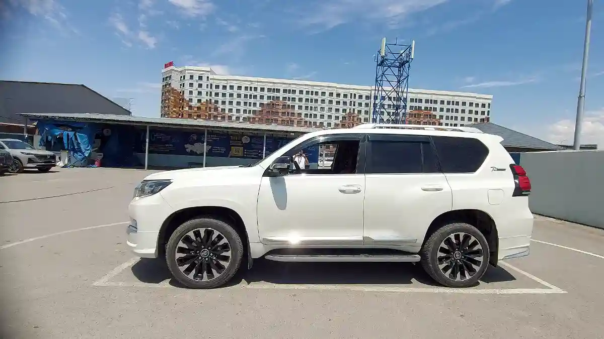 Toyota Land Cruiser Prado 2012 года за 16 000 000 тг. в Шымкент