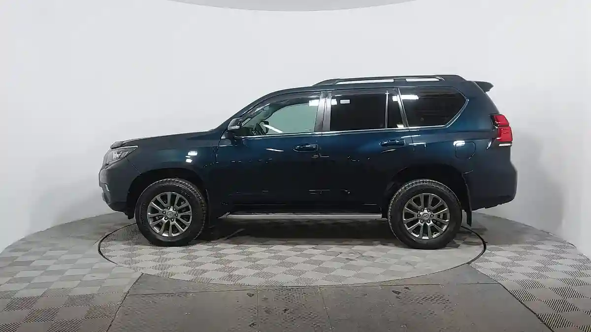 Toyota Land Cruiser Prado 2018 года за 22 420 000 тг. в Астана