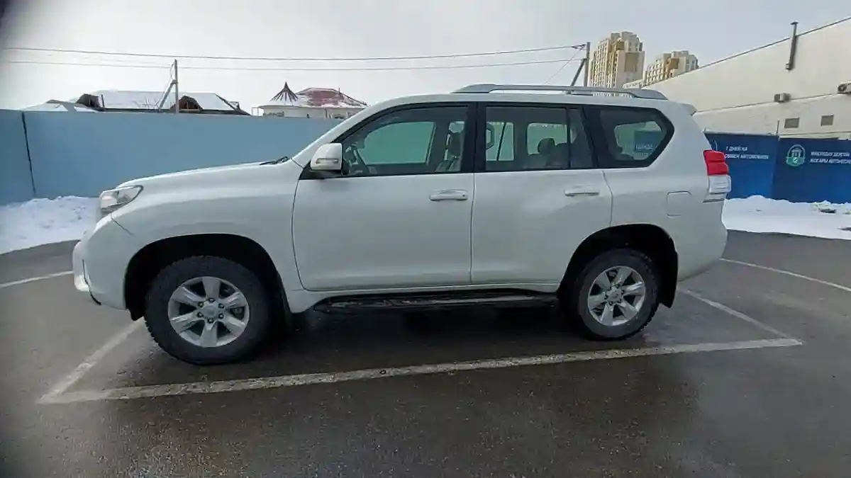 Toyota Land Cruiser Prado 2012 года за 16 500 000 тг. в Шымкент