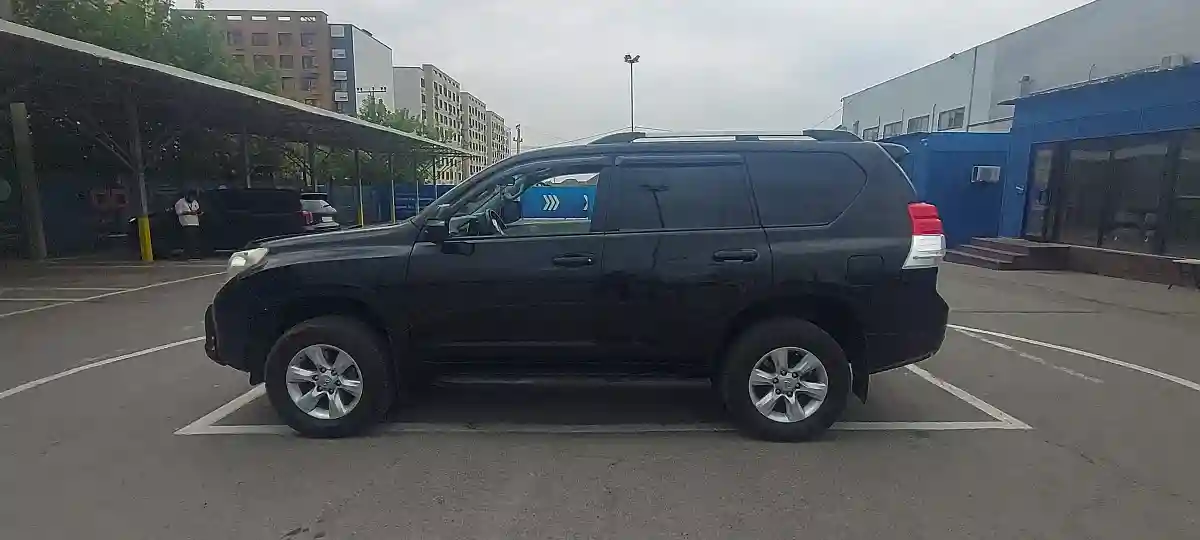 Toyota Land Cruiser Prado 2012 года за 15 000 000 тг. в Алматы