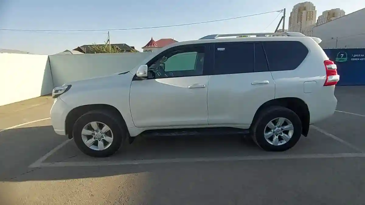 Toyota Land Cruiser Prado 2014 года за 15 500 000 тг. в Шымкент