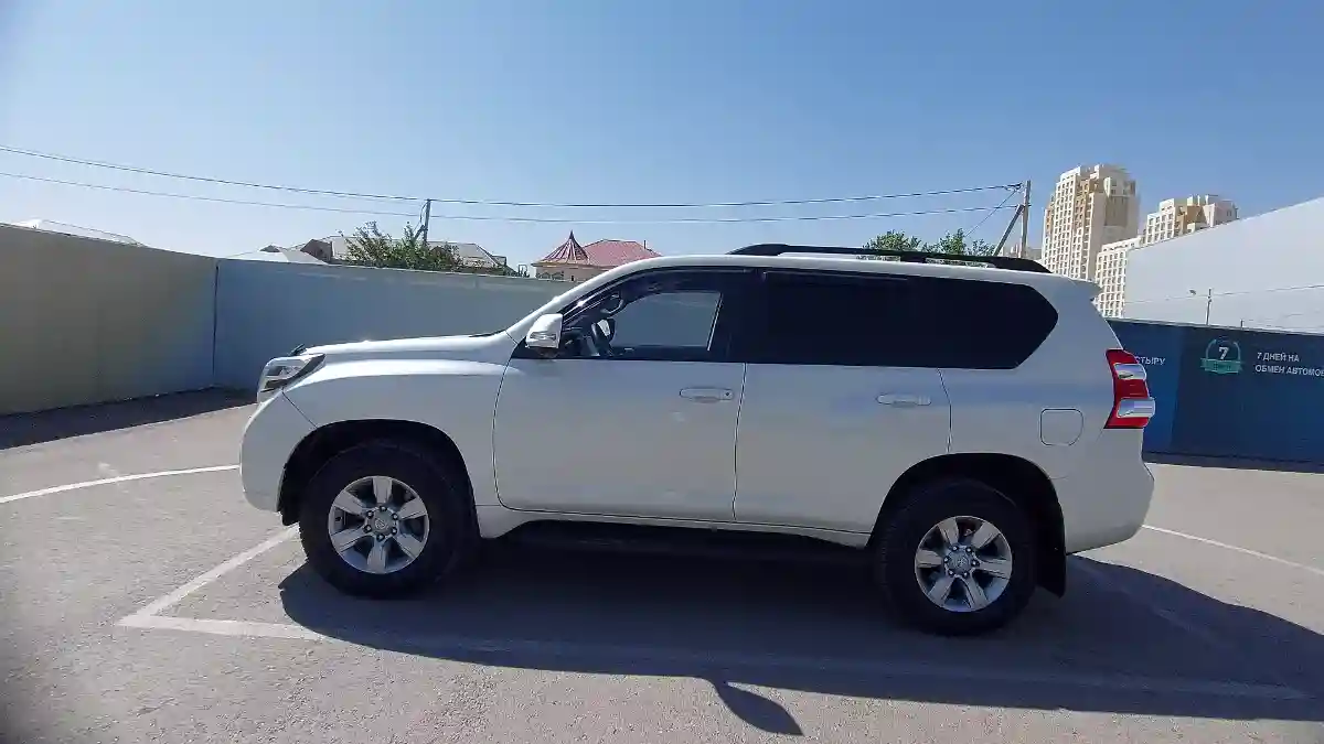 Toyota Land Cruiser Prado 2014 года за 17 000 000 тг. в Шымкент