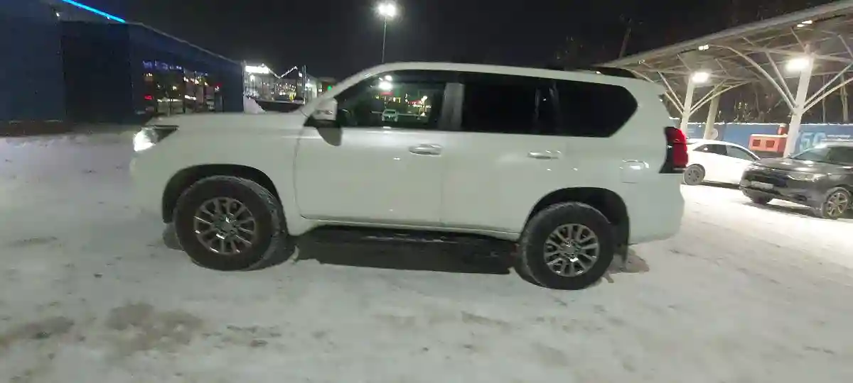Toyota Land Cruiser Prado 2012 года за 16 500 000 тг. в Алматы