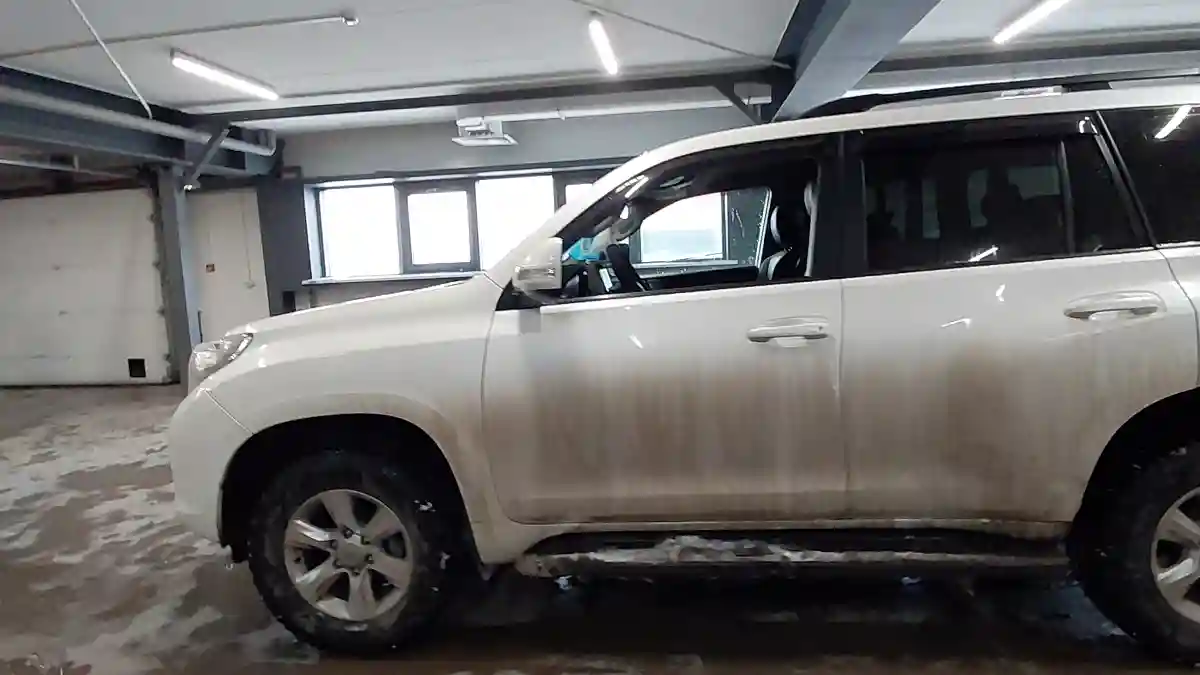Toyota Land Cruiser Prado 2011 года за 15 000 000 тг. в Астана