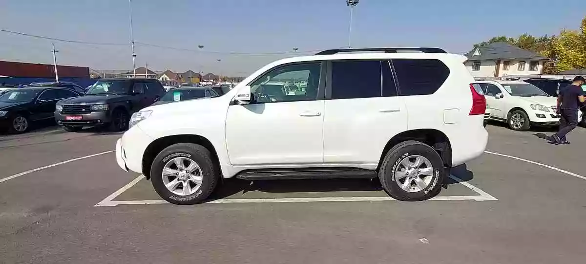 Toyota Land Cruiser Prado 2011 года за 12 000 000 тг. в Алматы