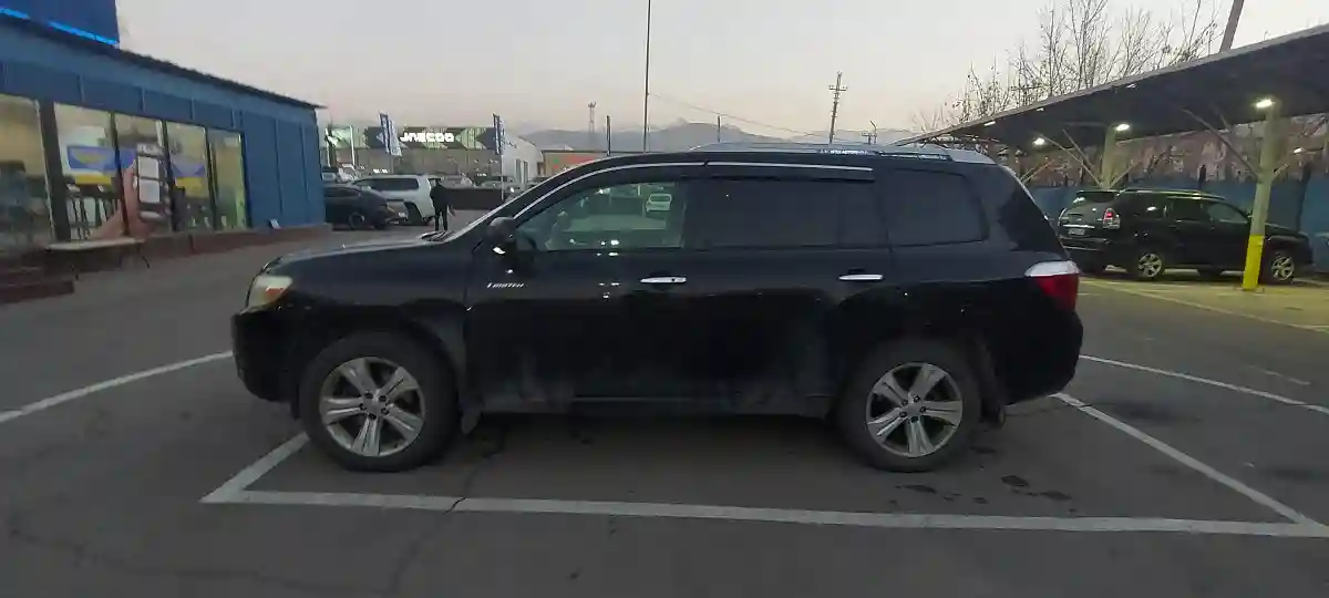 Toyota Highlander 2008 года за 9 500 000 тг. в Алматы
