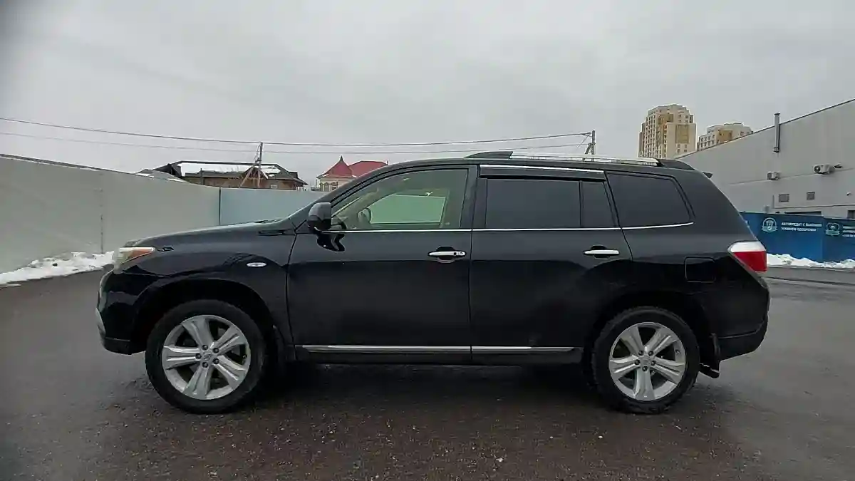 Toyota Highlander 2012 года за 13 500 000 тг. в Шымкент