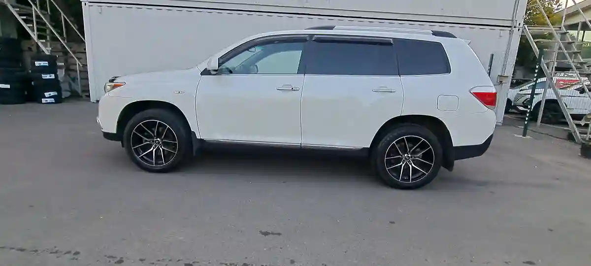 Toyota Highlander 2010 года за 14 740 000 тг. в Алматы