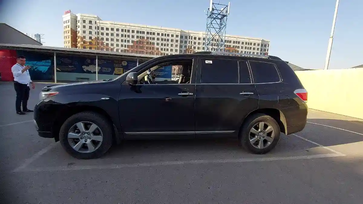 Toyota Highlander 2012 года за 13 000 000 тг. в Шымкент