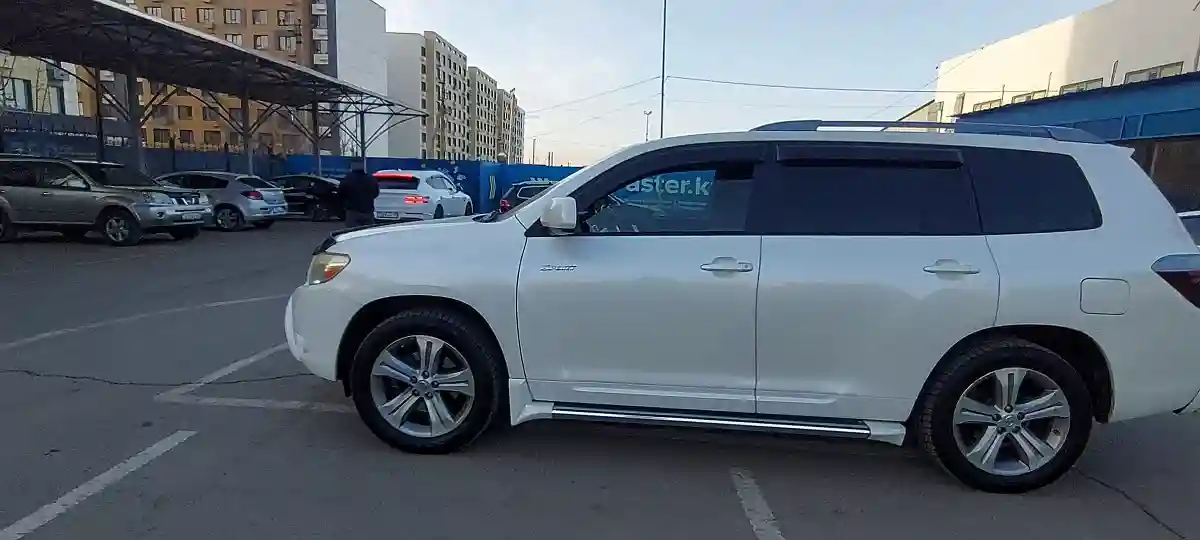 Toyota Highlander 2007 года за 8 500 000 тг. в Алматы