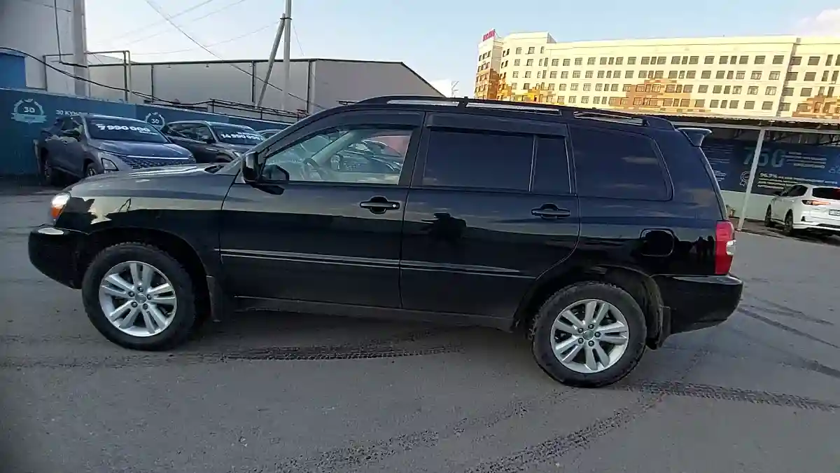 Toyota Highlander 2005 года за 7 500 000 тг. в Шымкент