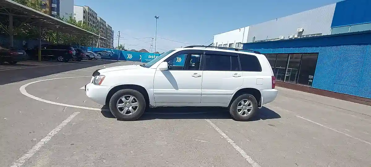Toyota Highlander 2002 года за 5 500 000 тг. в Алматы