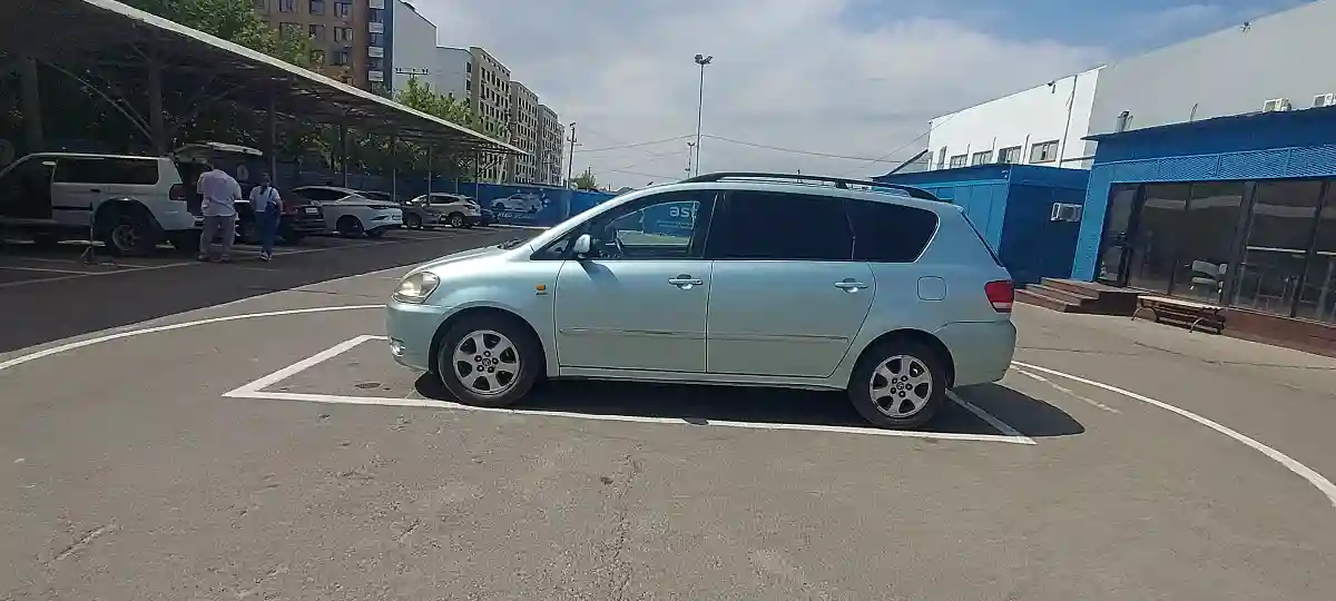 Toyota Avensis Verso 2002 года за 4 500 000 тг. в Алматы