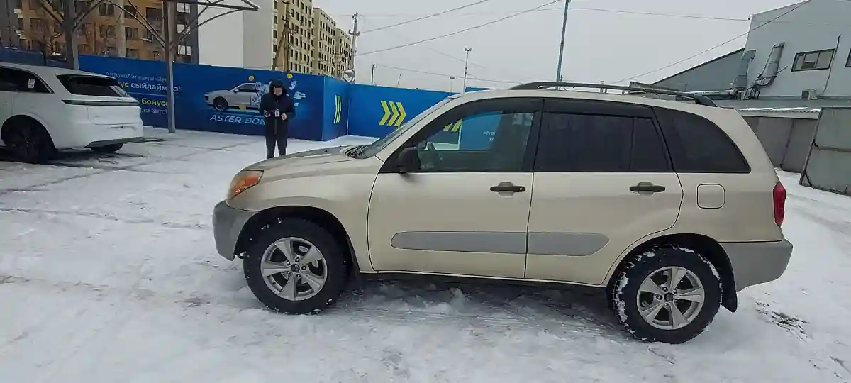 Toyota RAV4 2004 года за 5 000 000 тг. в Алматы