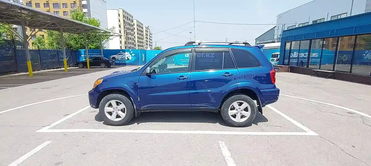 Toyota RAV4 2003 года за 5 000 000 тг. в Алматы