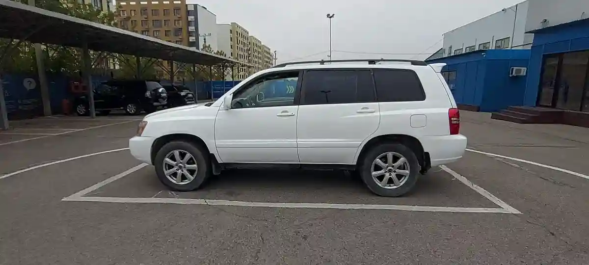 Toyota Highlander 2002 года за 6 300 000 тг. в Алматы