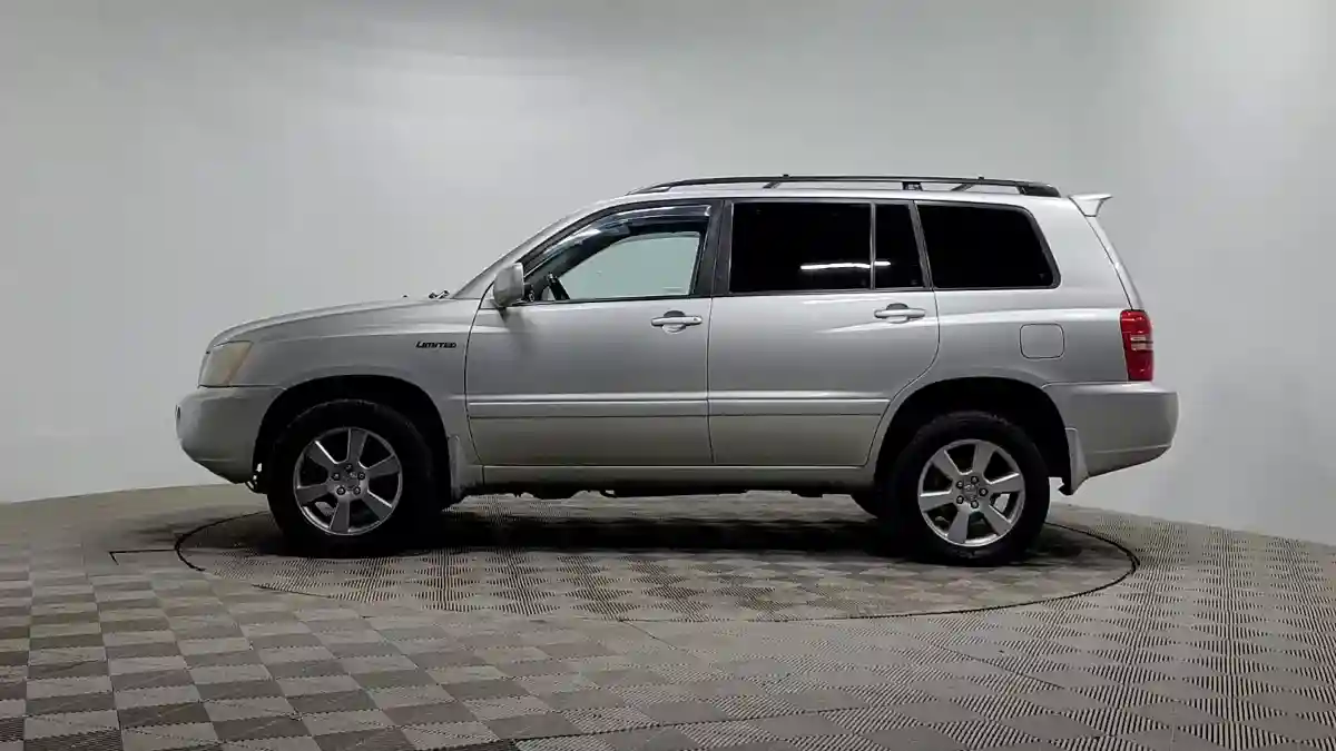 Toyota Highlander 2003 года за 6 300 000 тг. в Алматы